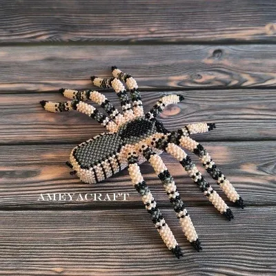 Handmade Seed Bead Spider Figurine, Gothic Black White Gray Sculpture, Halloween Collectible Bead Ar — photo 2