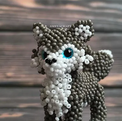 Handcrafted Beaded wolf Figurine — photo 5